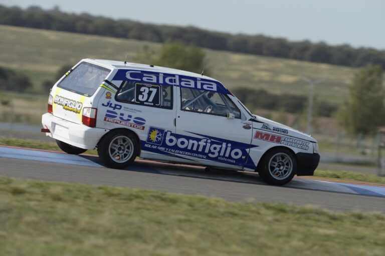Nicolás Bonfiglio largó 22º y terminó 14º