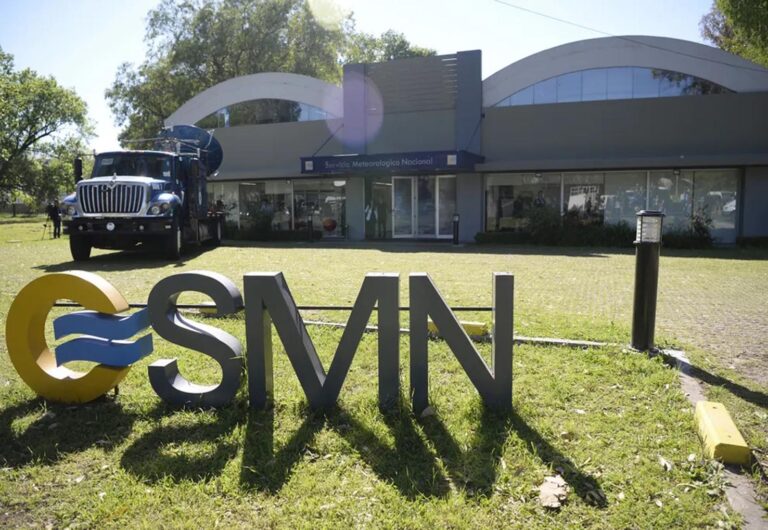 Trabajadores del Servicio Meteorológico Nacional en alerta por posibles despidos