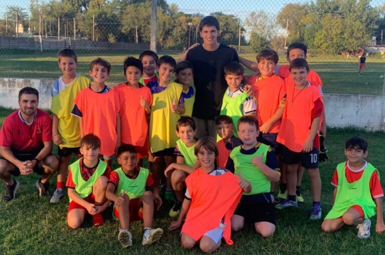 Tiziano Perrotta, de visita por Agustín Alvarez