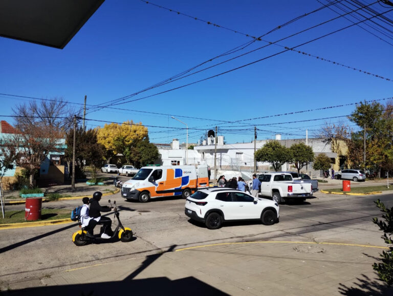 Accidente de tránsito en Avellaneda y Santa Fe