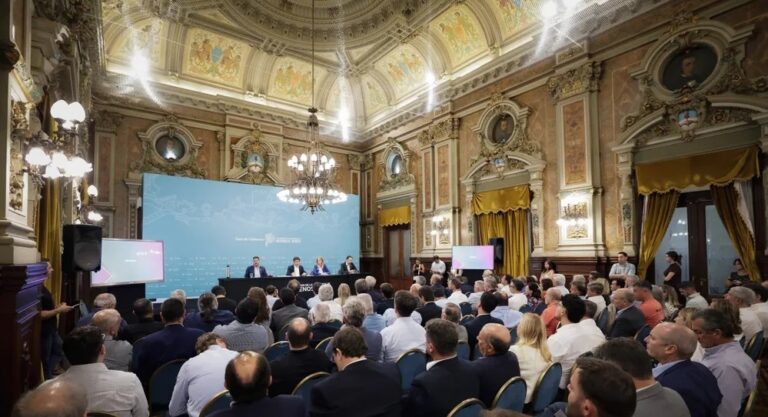 La Provincia reglamentó el fondo para municipios del Presupuesto 2026