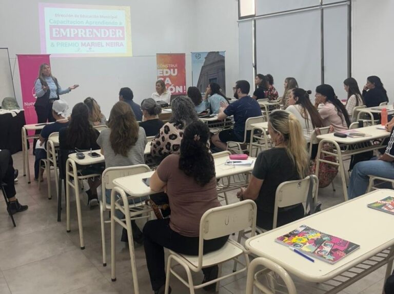 Empezó la capacitación de “Aprendiendo a emprender”