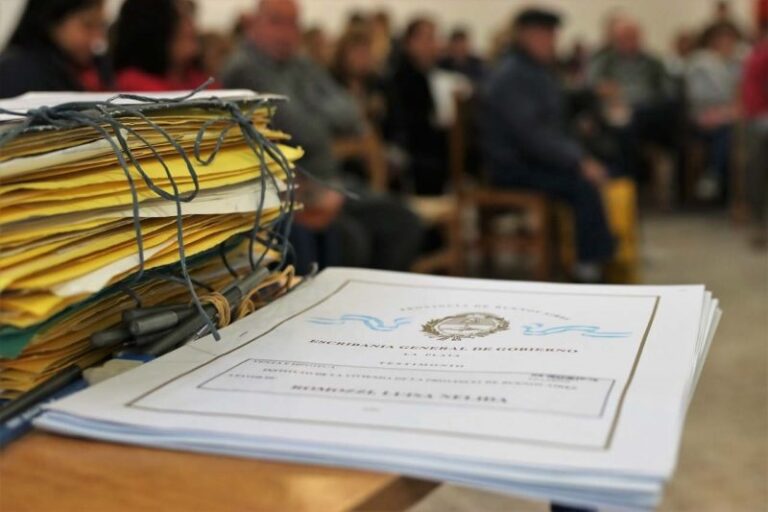 Entregarán más de 500 escrituras: listado de beneficiarios