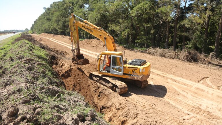 Preocupación por la paralización de la obra de la autopista en la Ruta 5