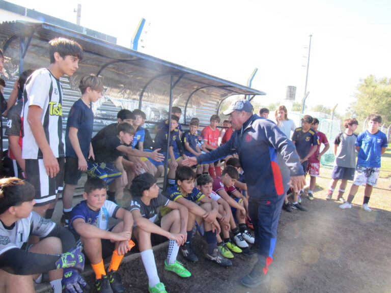 San Lorenzo probó 180 jugadores en cancha de Libertad