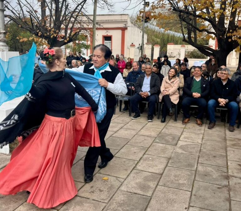 Celebración del 25 de Mayo en la localidad de French