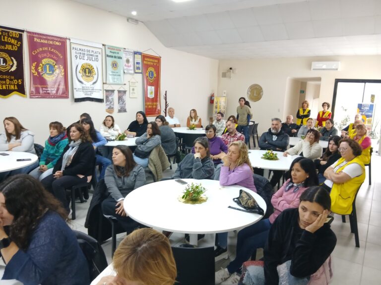 Se realizó encuentro sobre el espectro autista, en el Club de Leones