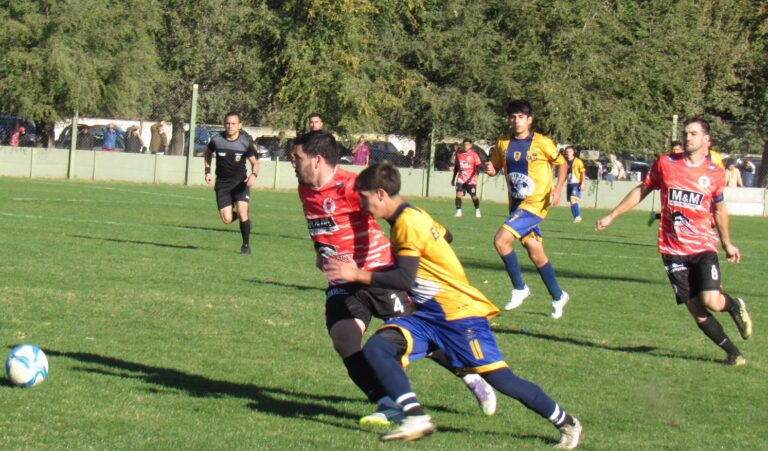 Primera A: se jugará domingo y lunes