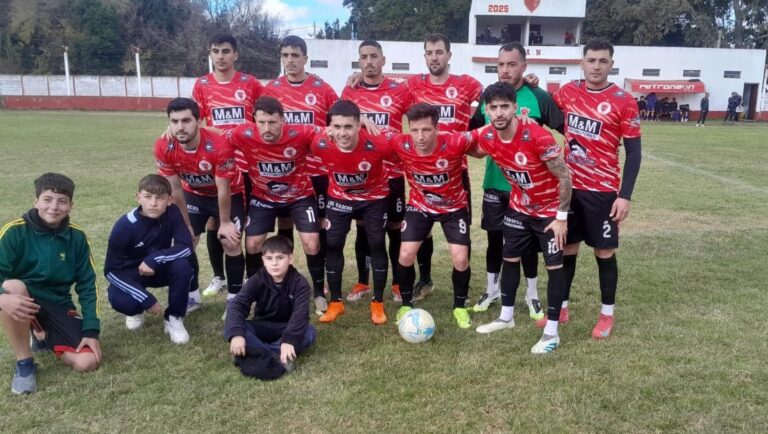 Primera A: Naón se aseguró su lugar en la final