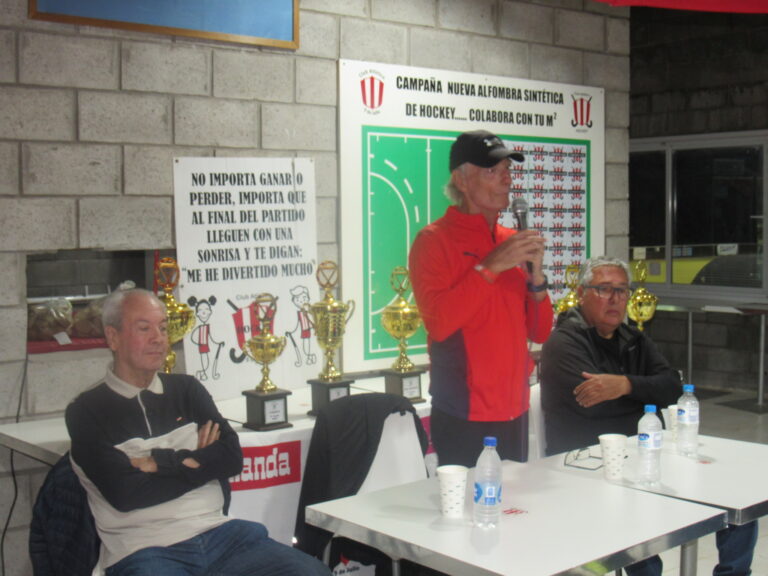 Fernando Signorini brindó una charla en Atlético 9 de Julio