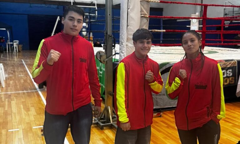 En Bahía Blanca, boxearon representantes del Clan Ferrario