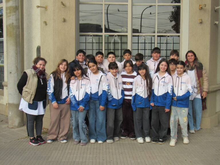 Alumnos de la Escuela Nº 3 visitaron «EL 9 DE JULIO»