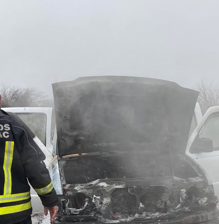 Incendio de una camioneta