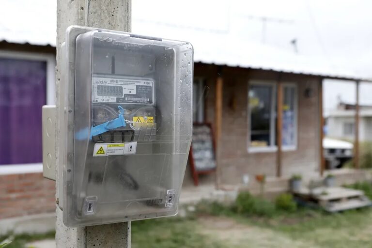 Desde julio actualizan las tarifas de luz y ajusta subsidios focalizados
