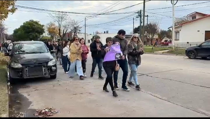 Hospital Julio de Vedia: realizaron una marcha por la mamá y su bebé