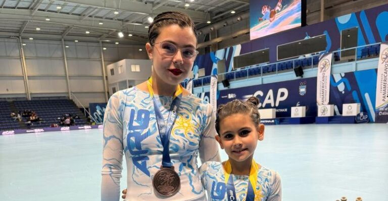 Campeonato Panamericano: patinadoras de Atl. 9 de Julio y Atl. Dudignac