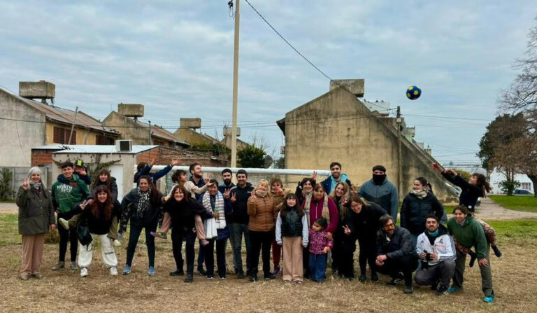Jornada solidaria del PJ en el Barrio Fonavi I