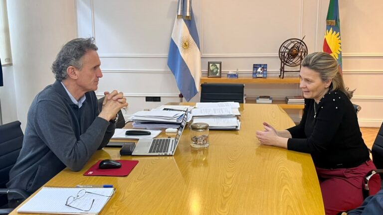 Gestiones de Gentile ante Kreplak y Katopodis