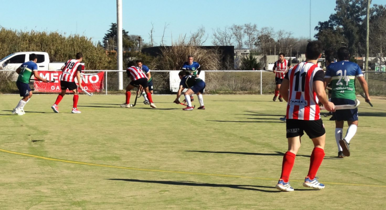 Hockey masculino: Atlético 9 de Julio empató con 25 de Mayo