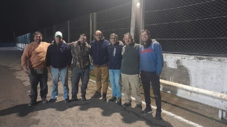 Autódromo: nueva iluminación del playón de boxes