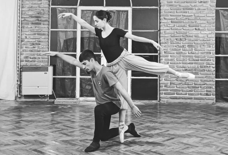 Ballet Universo se prepara para «Giselle – El amor más allá de la muerte»