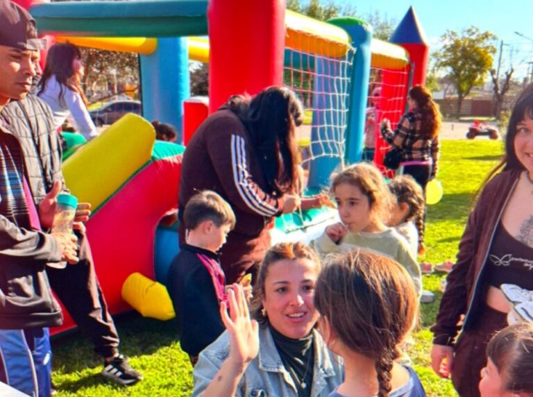 Festejo del Día del Niño en Plaza Italia