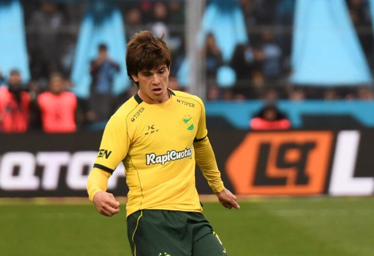 Liga Profesional: Tiziano Perrotta debutó en Defensa y Justicia