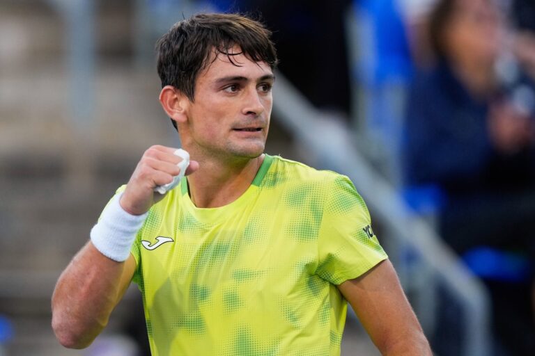 Mariano Navone avanza en el Masters 1000 de Canadá
